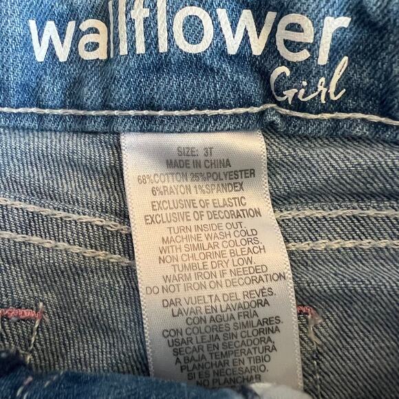 Wallflower Denim Embroidered Shorts - Picture 6 of 8